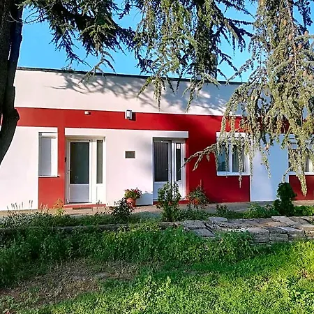 Aparthotel Juniperus Tiszaújváros